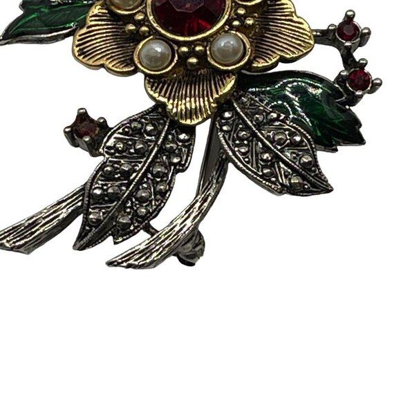 Vintage Avon Festive Floral Brooch Pin Faux Pearl Red Rhinestones - Picture 6 of 13